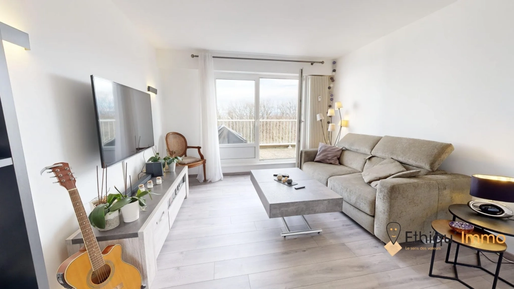 Attique F3 avec deux terrasses et vue sur Strasbourg - Dernier étage