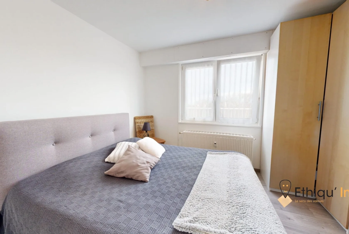 Attique F3 avec deux terrasses et vue sur Strasbourg - Dernier étage 