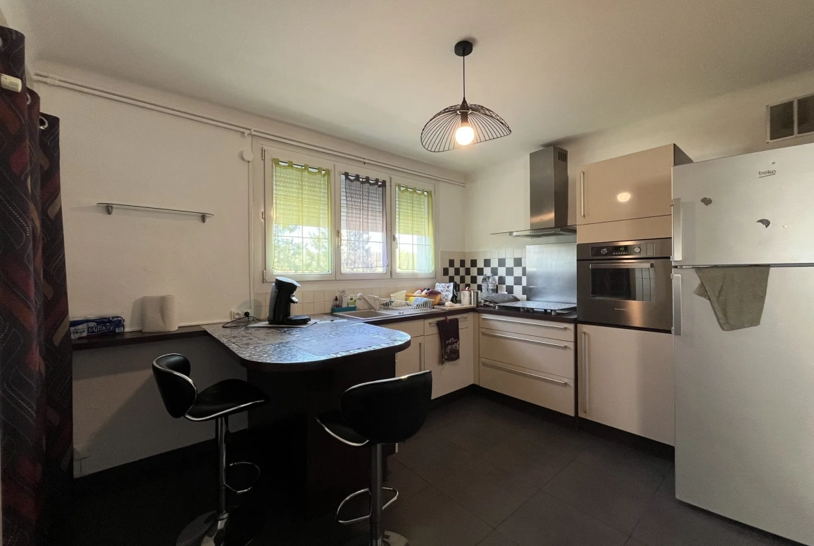 A vendre appartement T4 lumineux à Joeuf, proche commodités 
