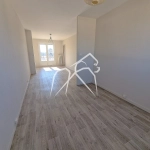Appartement T3/4 lumineux de 61,84 m² à Rouen quai rive Sud (76100)