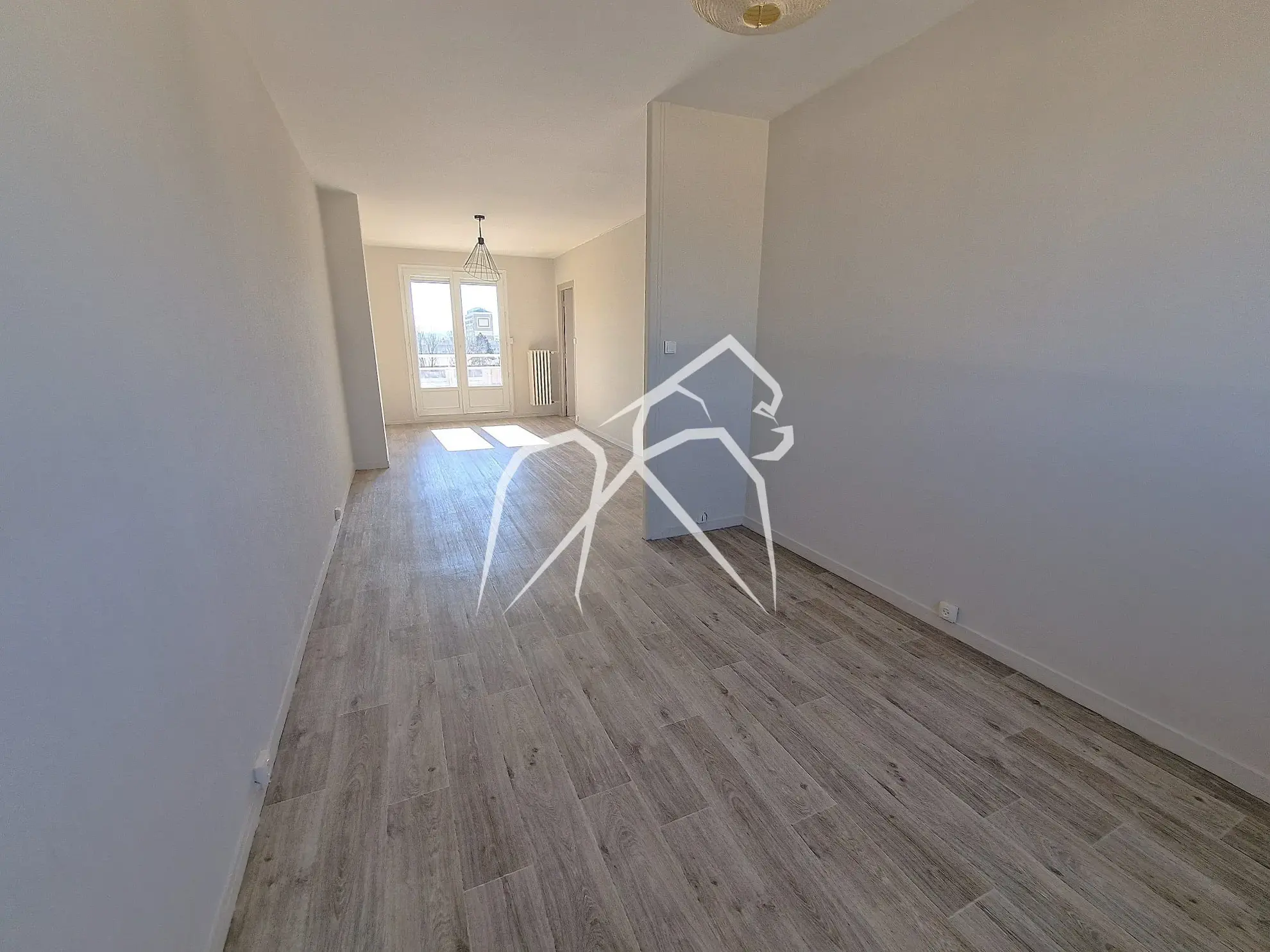 Appartement T3/4 lumineux de 61,84 m² à Rouen quai rive Sud (76100) 