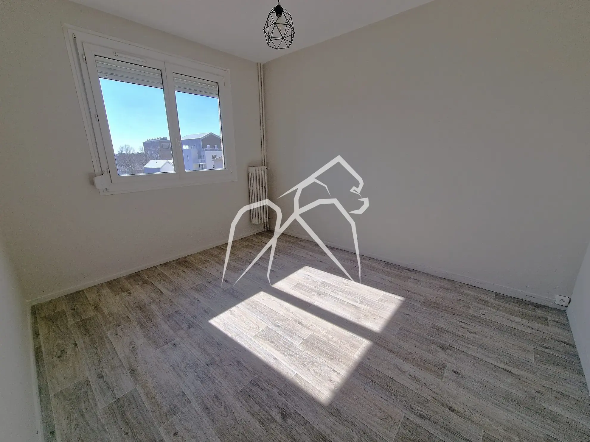 Appartement T3/4 lumineux de 61,84 m² à Rouen quai rive Sud (76100) 
