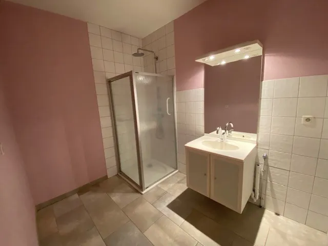Appartement T3 lumineux avec garage à Hericourt – 88 m² 