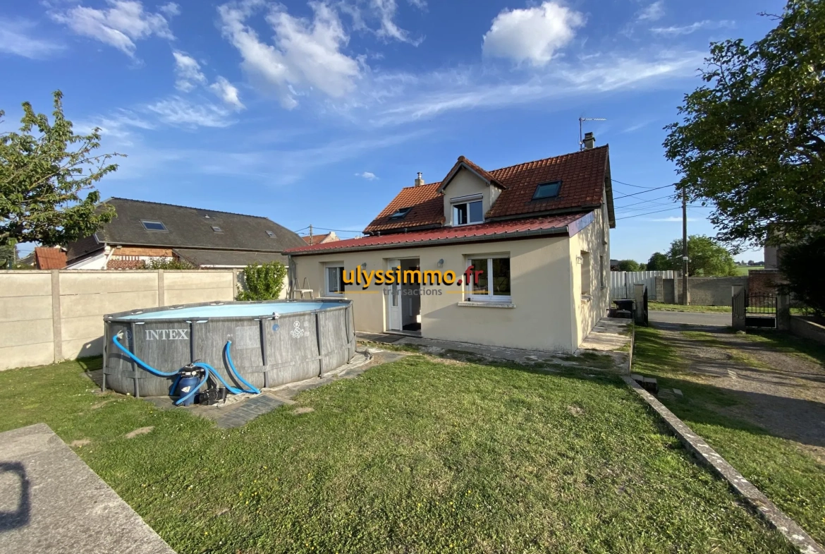 Maison familiale de 110 m² proche de Roye avec jardin et terrasse 