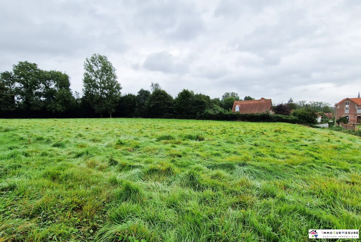 Terrain constructible de 1000 m² à Azincourt, proche de Fruges 