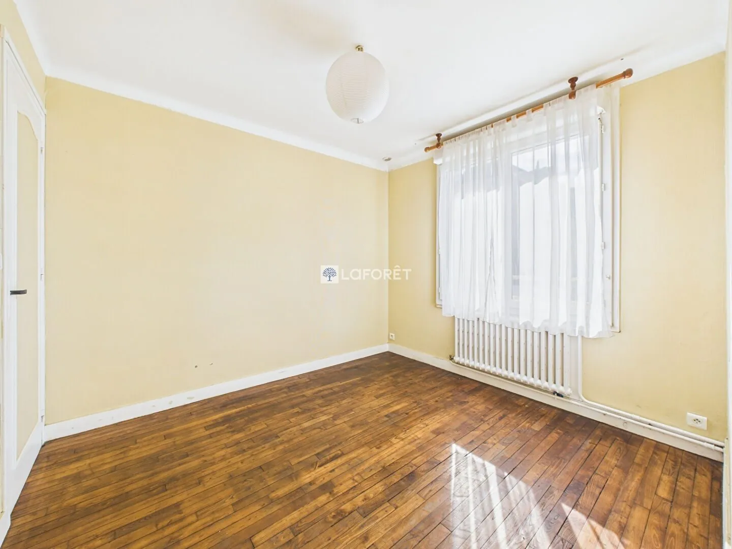 Maison de 87 m² à Quimper, quartier calme avec garage et combles aménagés 