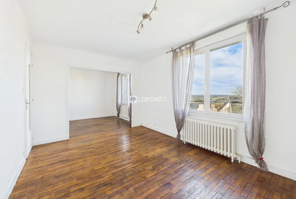 Maison de 87 m² à Quimper, quartier calme avec garage et combles aménagés 