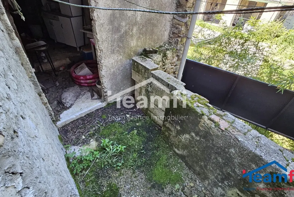 Magnifique maison en pierre à Les Mages avec fort potentiel à proximité d'Alès 