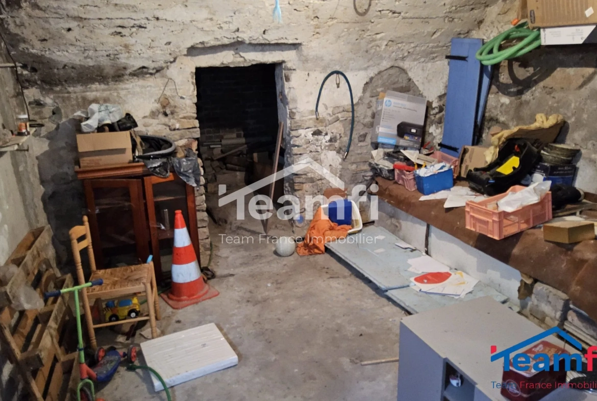 Magnifique maison en pierre à Les Mages avec fort potentiel à proximité d'Alès 