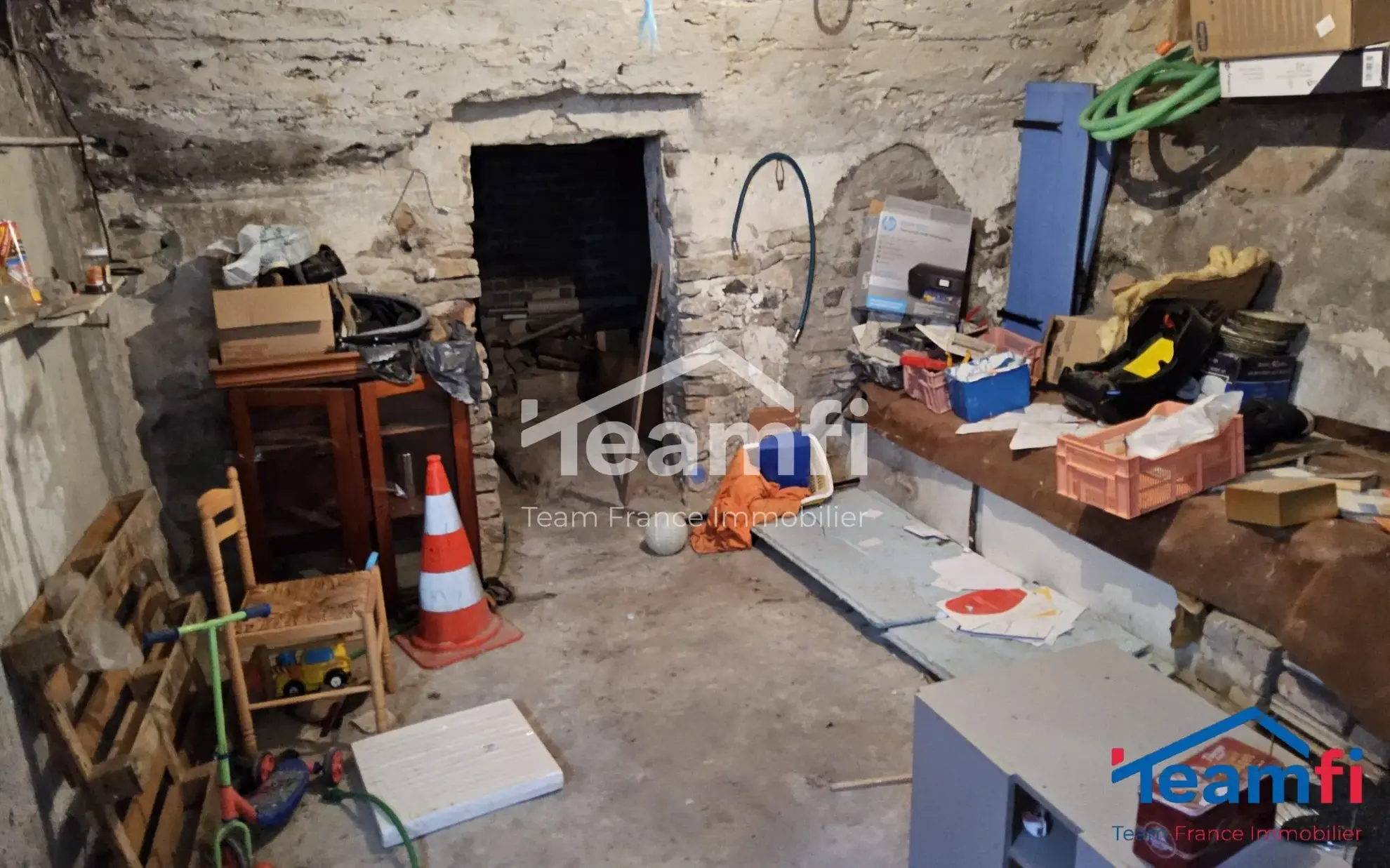 Magnifique maison en pierre à Les Mages avec fort potentiel à proximité d'Alès 