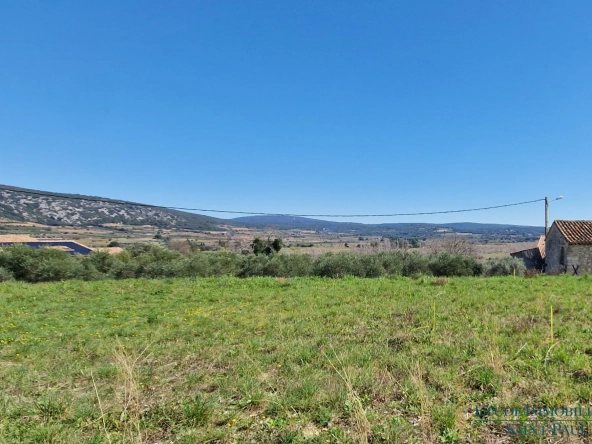 Achat terrain constructible de 300m² à Saint Jean de Fos