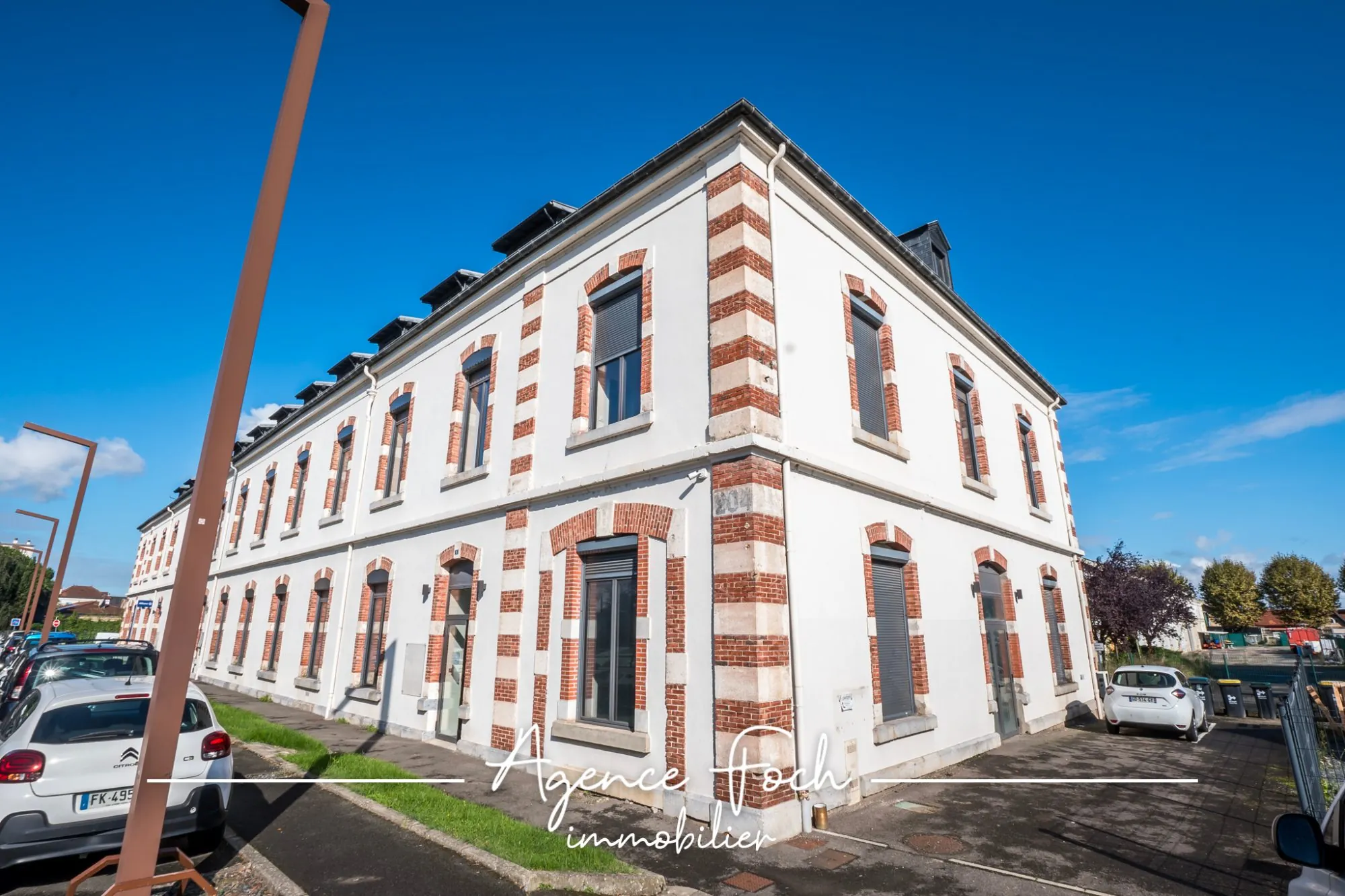 Local Commercial de 141 m² à Vendre à Tarbes, Secteur Arsenal 