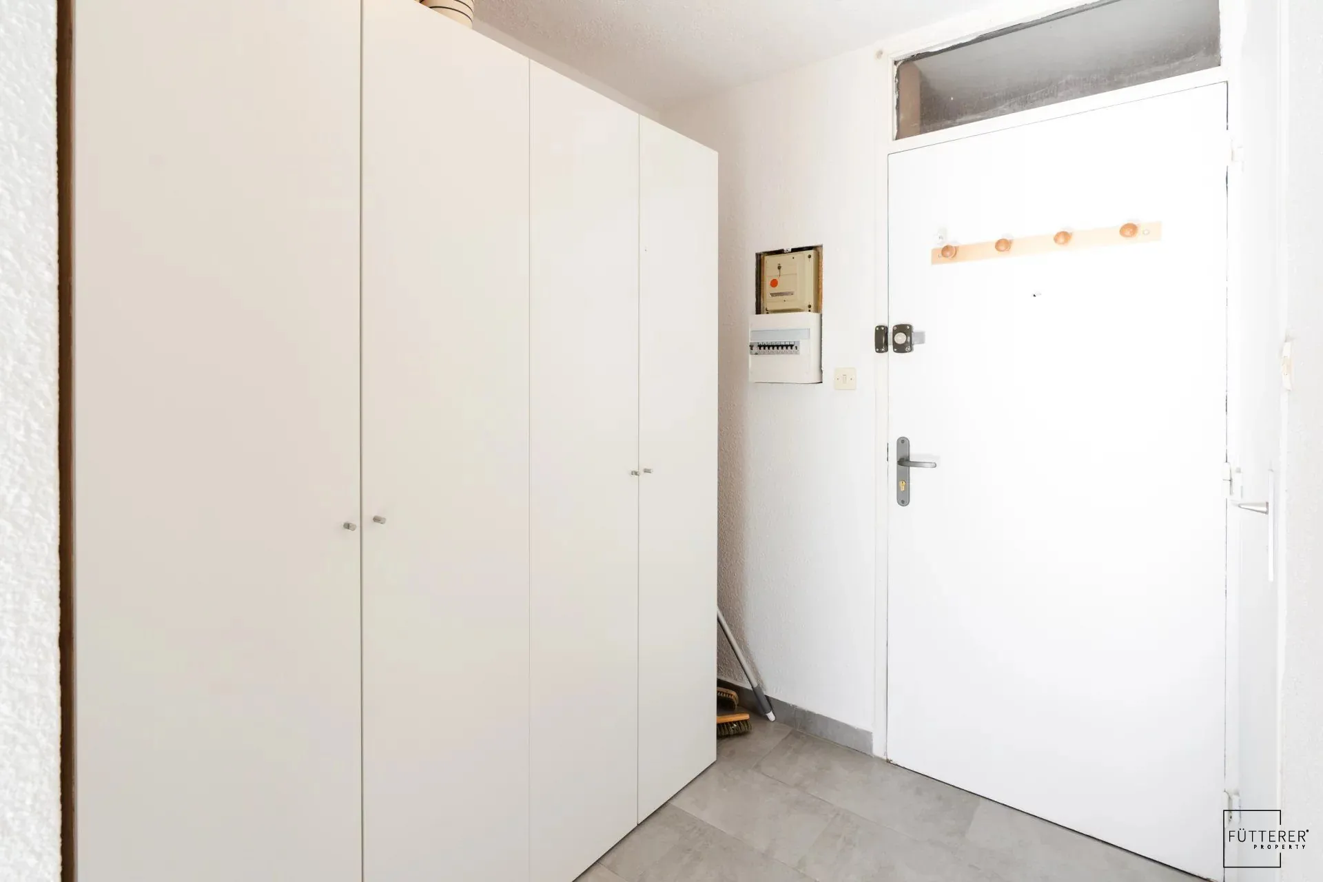 À vendre appartement duplex 2 pièces à Gruissan avec terrasse et parking privé 