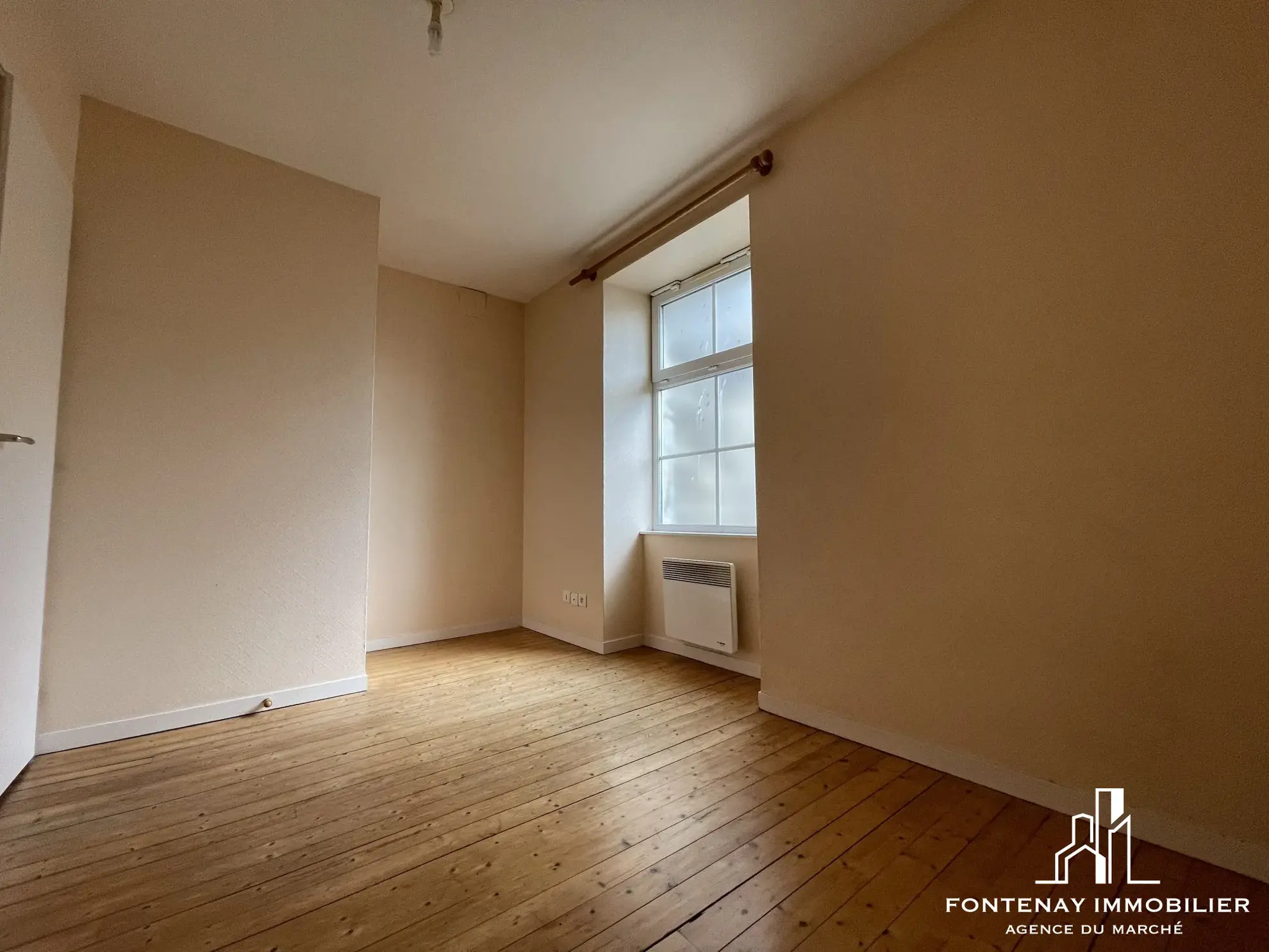 Charmante maison de ville à vendre à Fontenay-le-Comte - 43 m² 