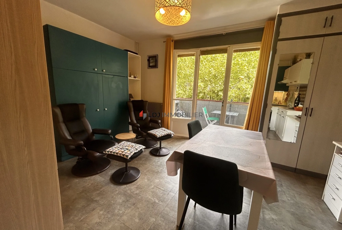 Studio lumineux avec vue sur les montagnes à Amélie-les-Bains-Palalda 