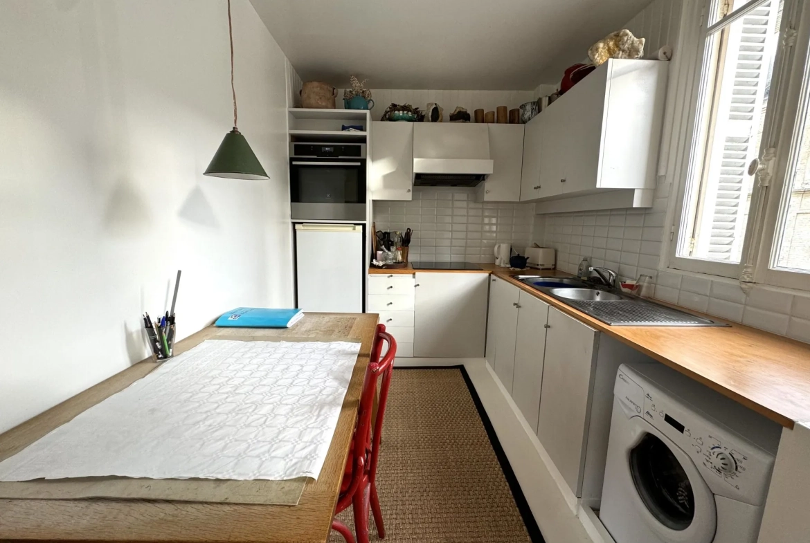 Appartement de 44 m² au Havre, dernier étage, avec séjour traversant est/ouest 