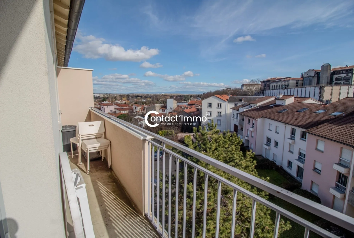 Appartement T3 avec balcon, garage à Riom - Opportunité à saisir 