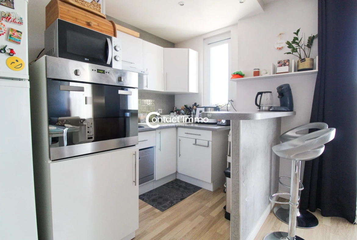 Appartement T3 avec balcon, garage à Riom - Opportunité à saisir 