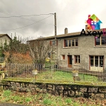 À vendre ensemble immobilier à Chauffailles avec maisons et terrains à rénover