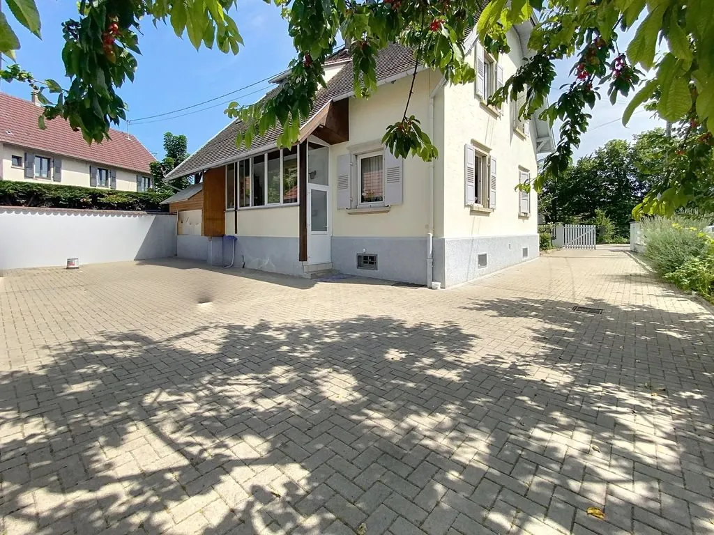 Appartement F3 à Plobsheim avec jardin, garage et grenier - 72,52 m² 