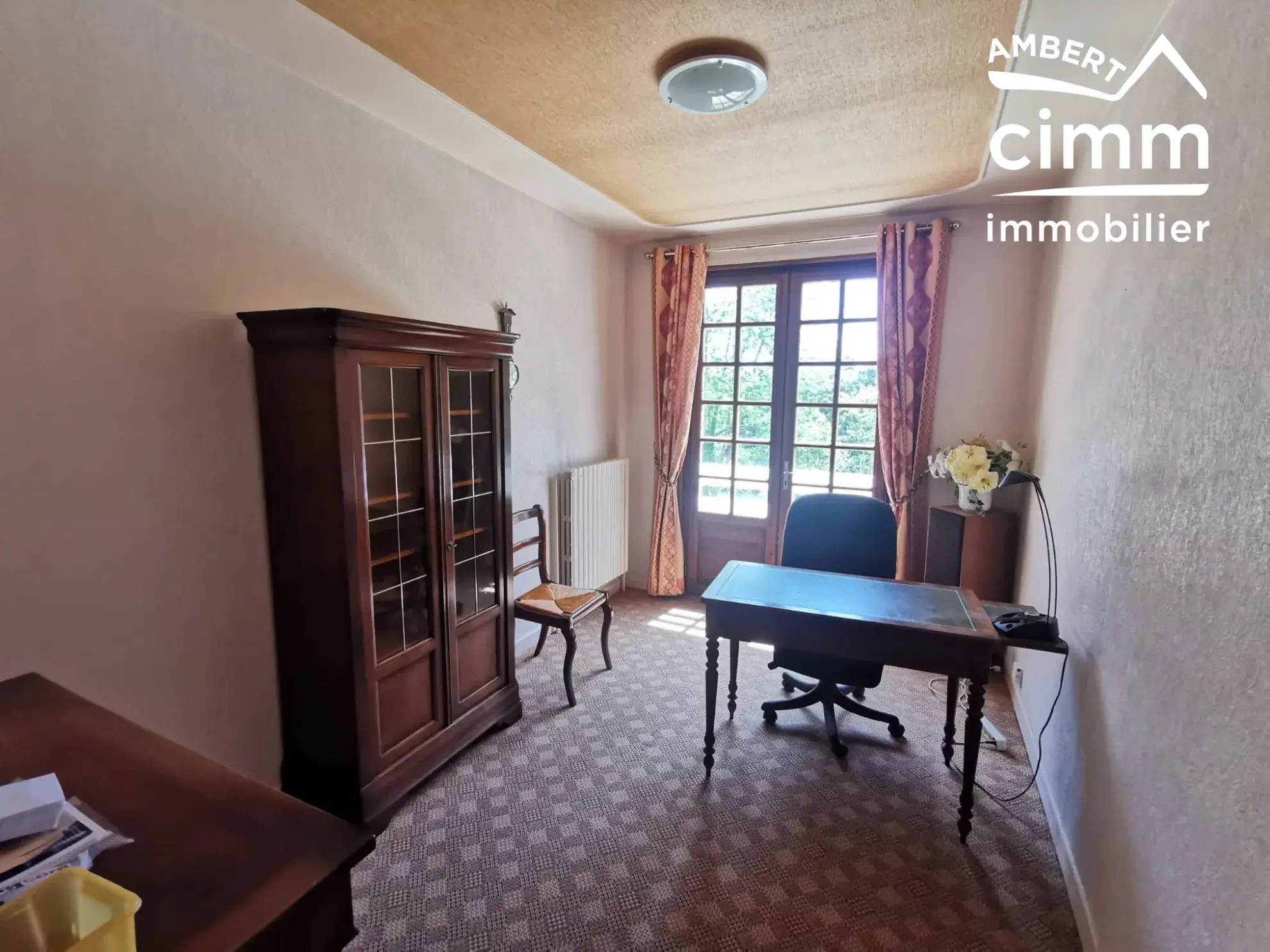 Maison à Viverols avec grand parc arboré à vendre - Projet de rénovation 