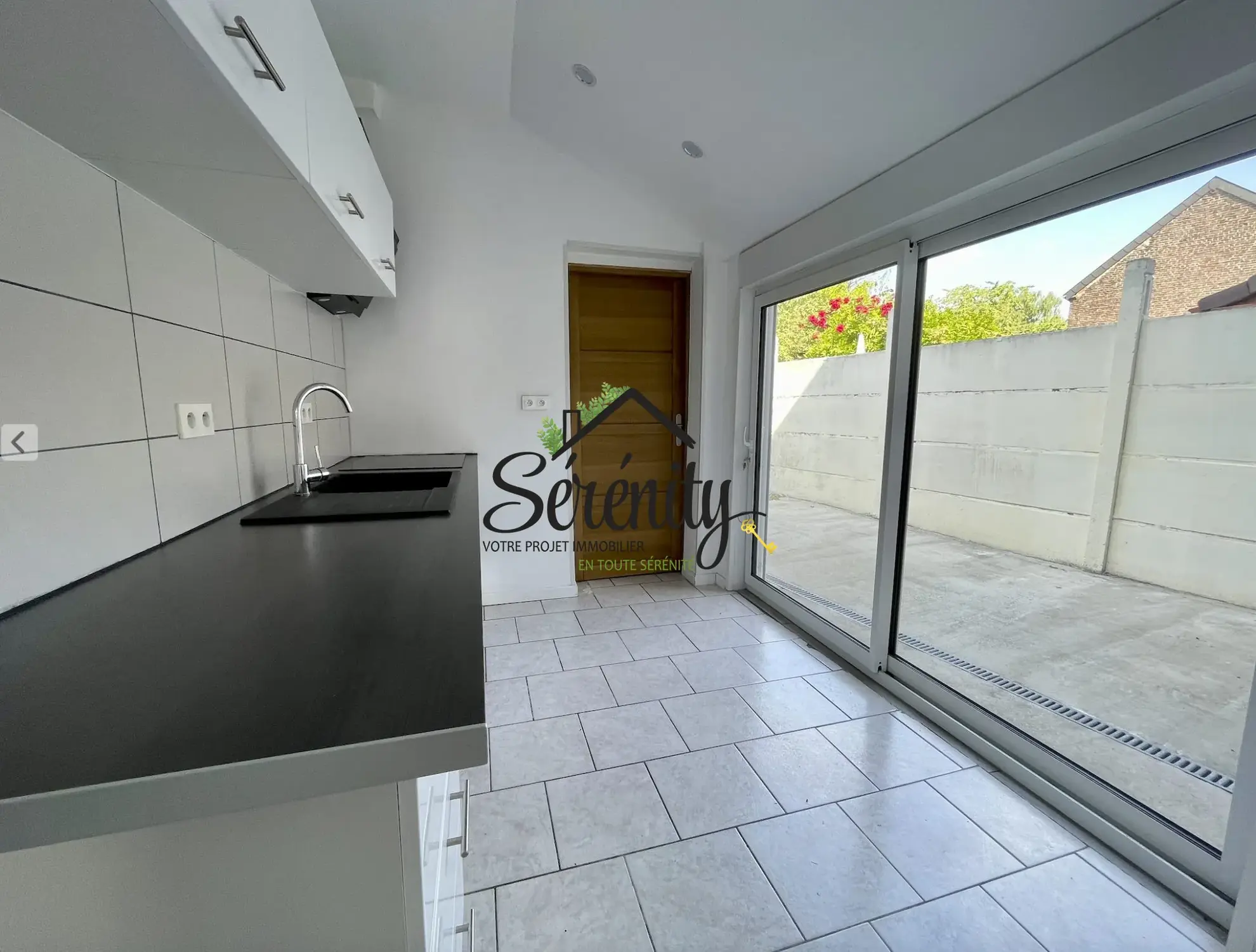 Maison mitoyenne à vendre à Hasnon – 85 m², proche toutes commodités 