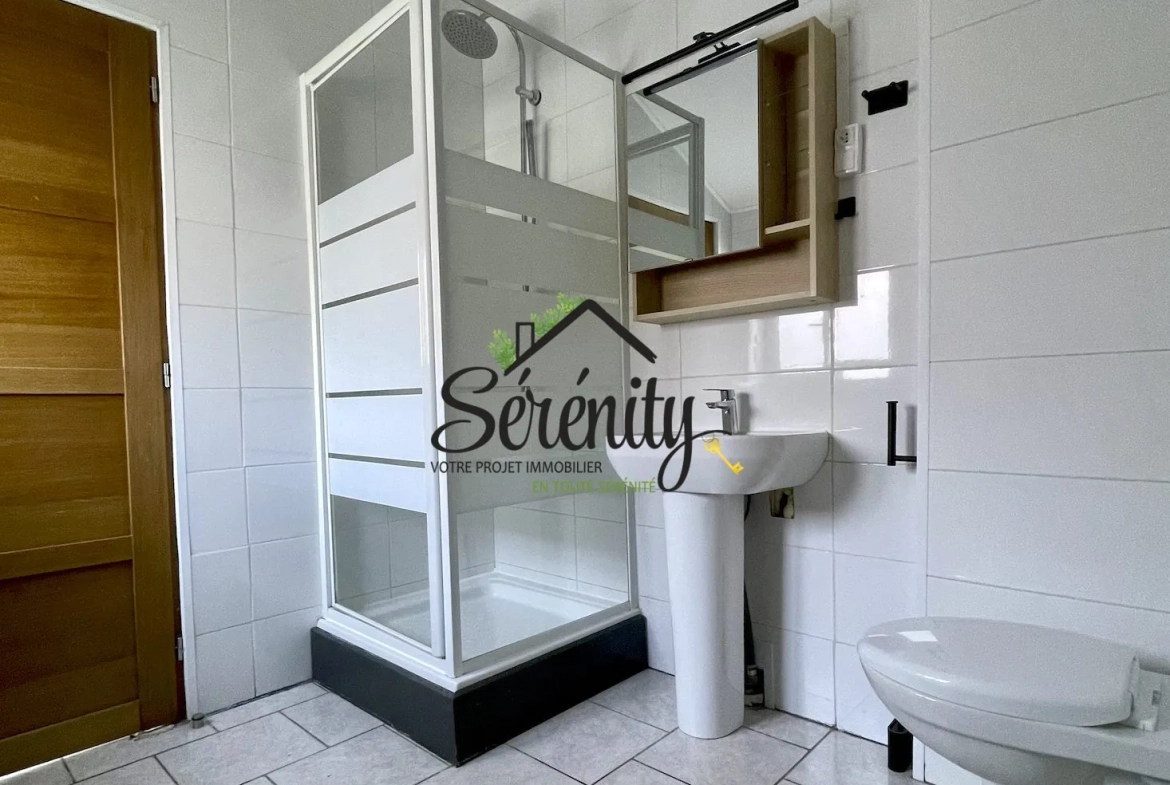 Maison mitoyenne à vendre à Hasnon – 85 m², proche toutes commodités 