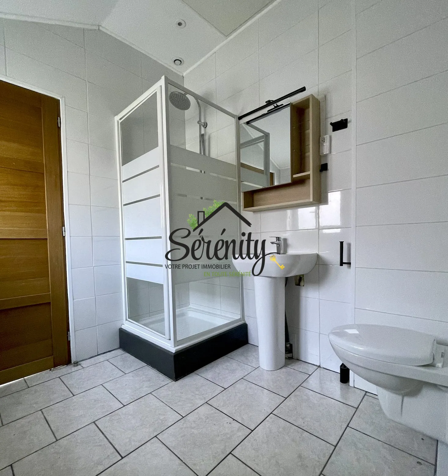 Maison mitoyenne à vendre à Hasnon – 85 m², proche toutes commodités 