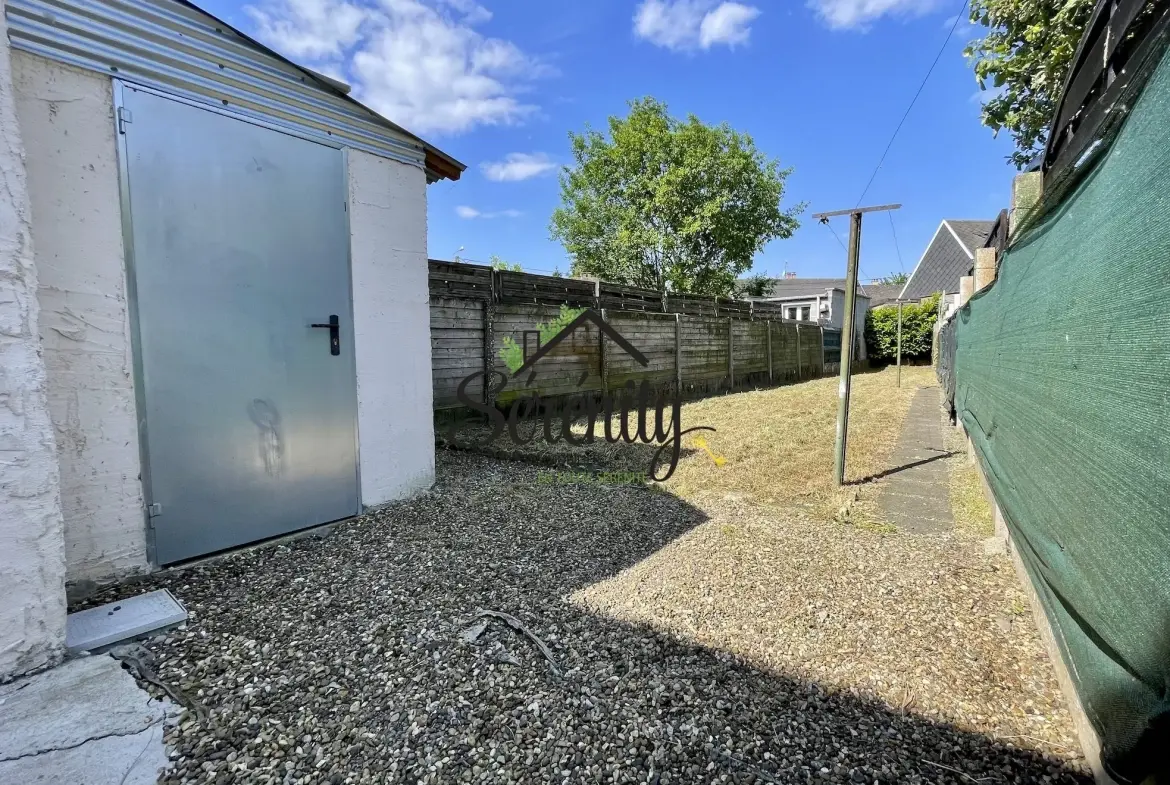 Maison mitoyenne à vendre à Hasnon – 85 m², proche toutes commodités 