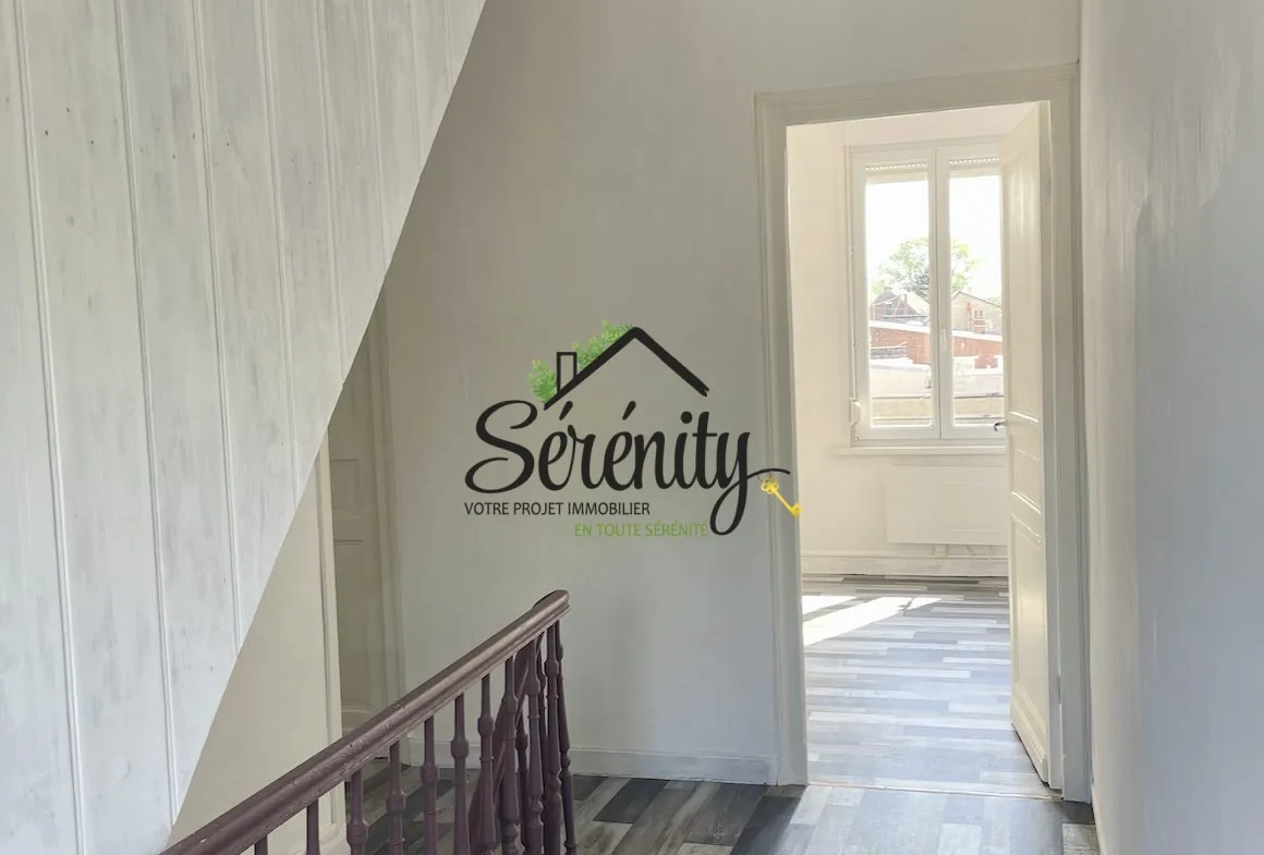 Maison mitoyenne à vendre à Hasnon – 85 m², proche toutes commodités 
