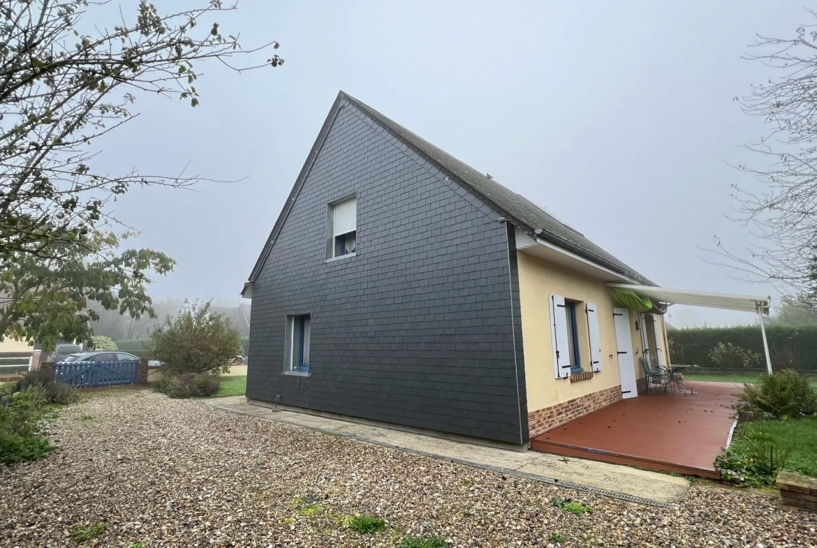 Belle maison familiale avec jardin à Aumale, 5 chambres, garage et grande terrasse 