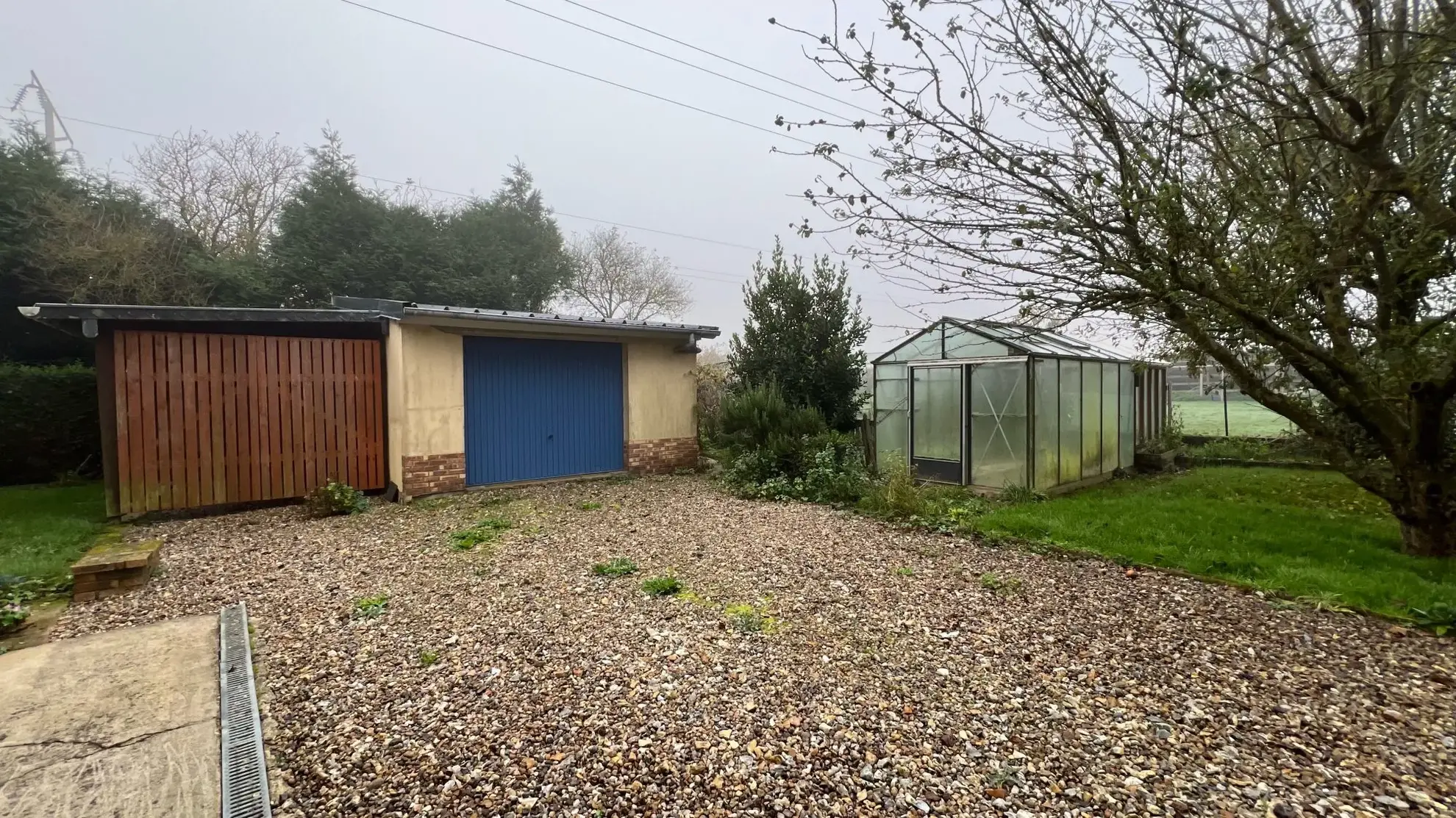 Belle maison familiale avec jardin à Aumale, 5 chambres, garage et grande terrasse 