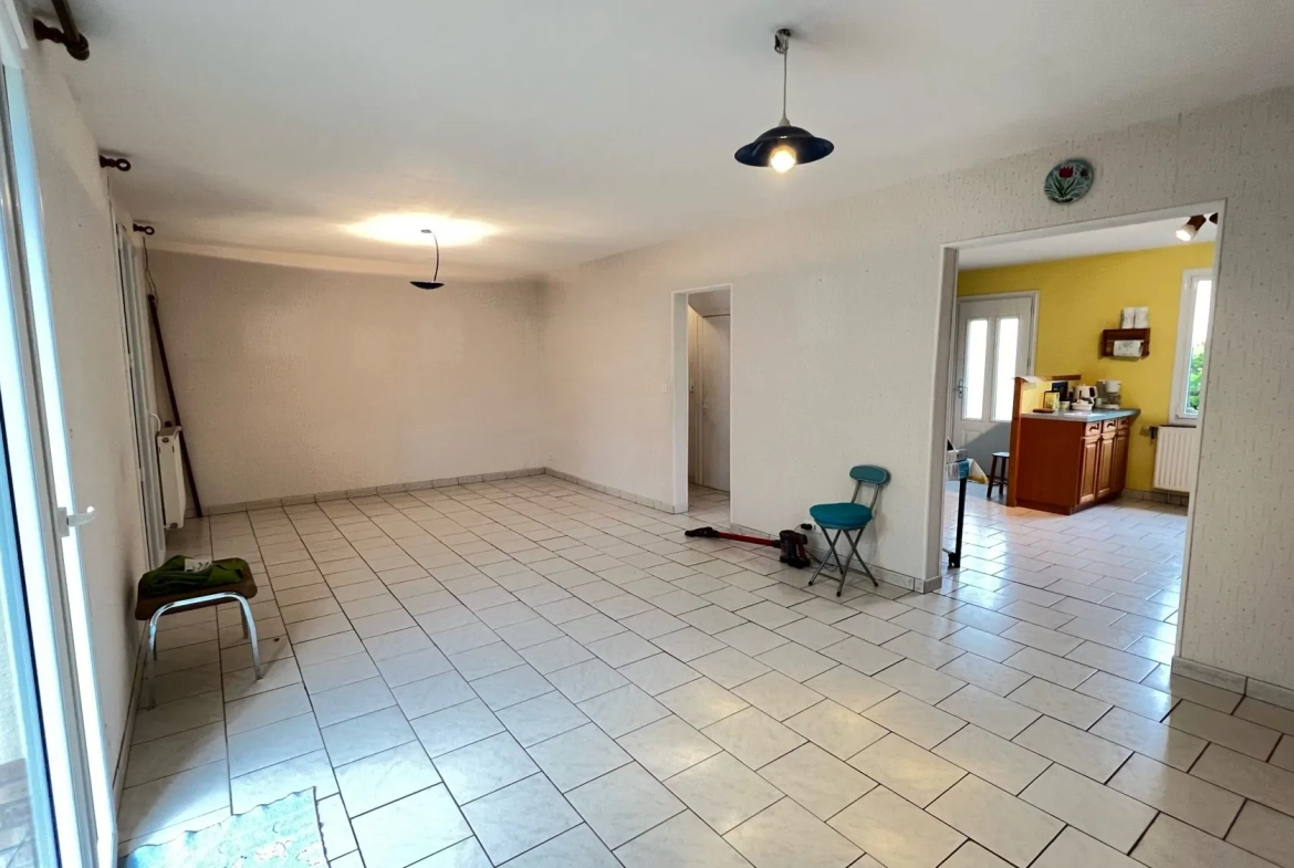Belle maison familiale avec jardin à Aumale, 5 chambres, garage et grande terrasse 