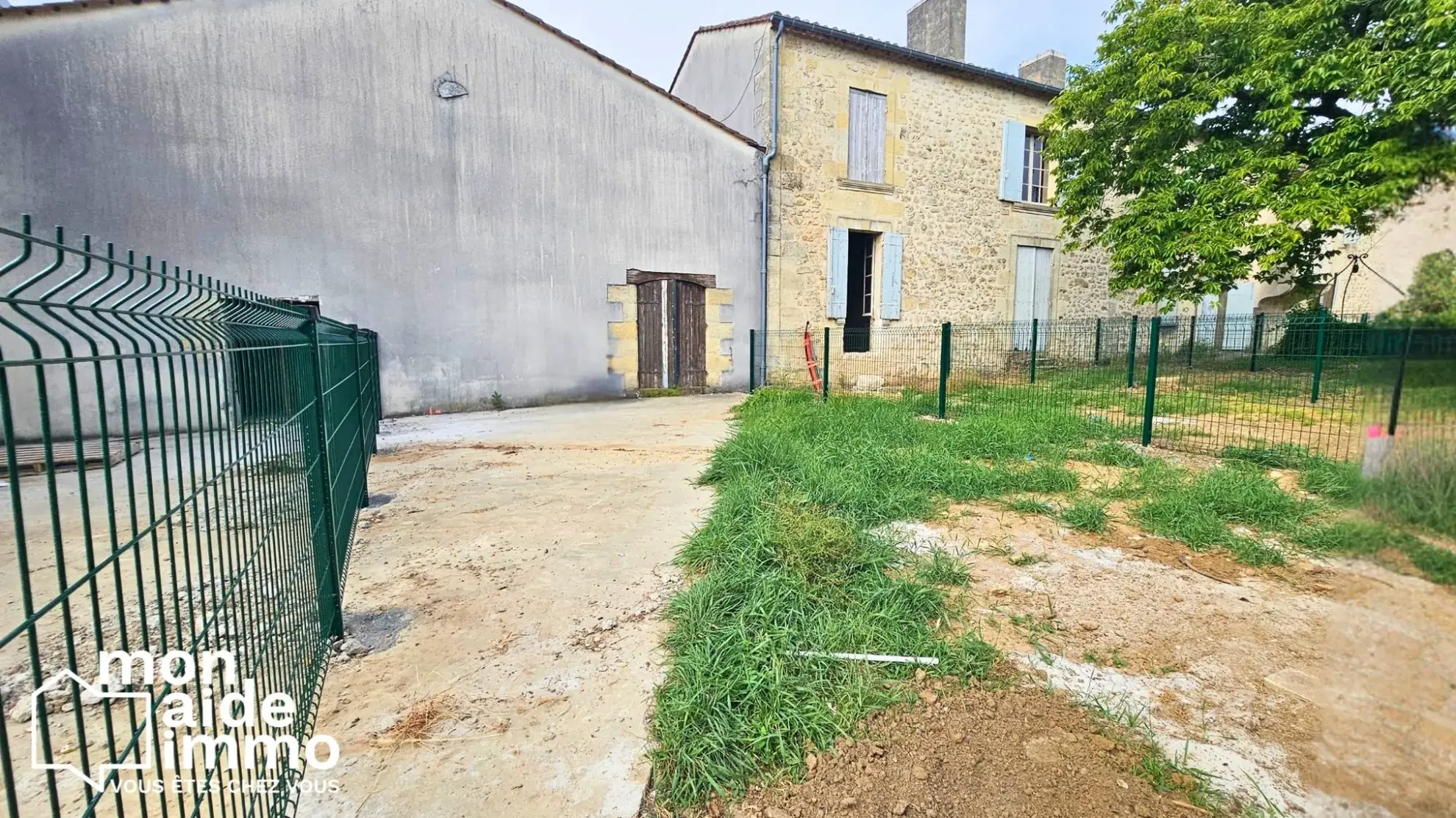 Maison à rénover de 80m² avec jardin et potentiel à Naujan et Postiac 