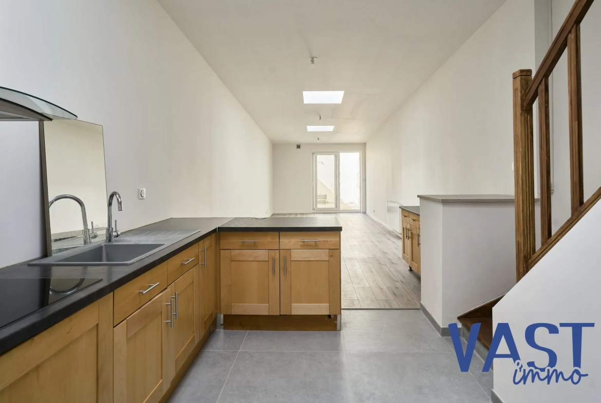 Maison 92m² rénovée avec terrasse à Roubaix - Opportunité à saisir 