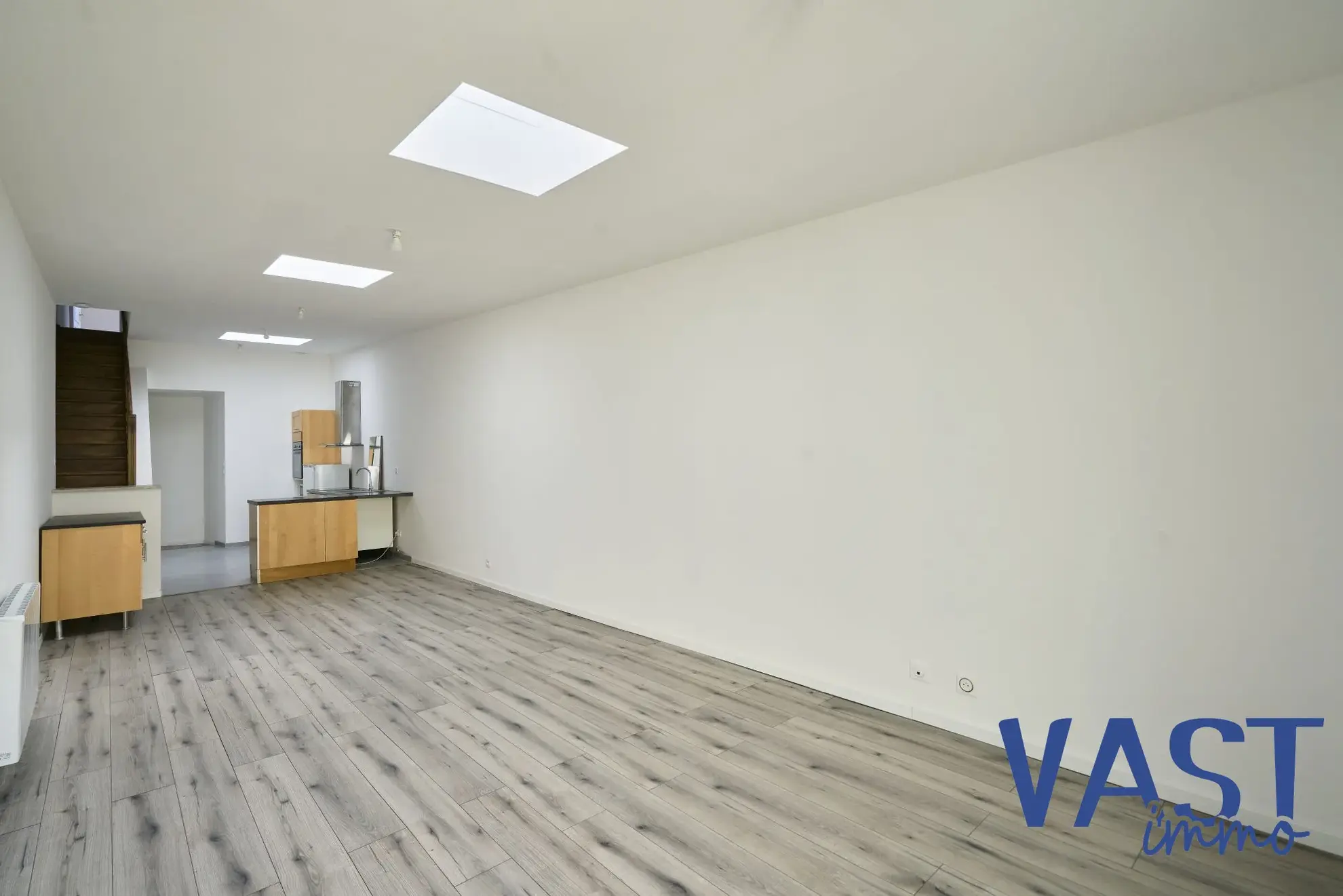 Maison 92m² rénovée avec terrasse à Roubaix - Opportunité à saisir 