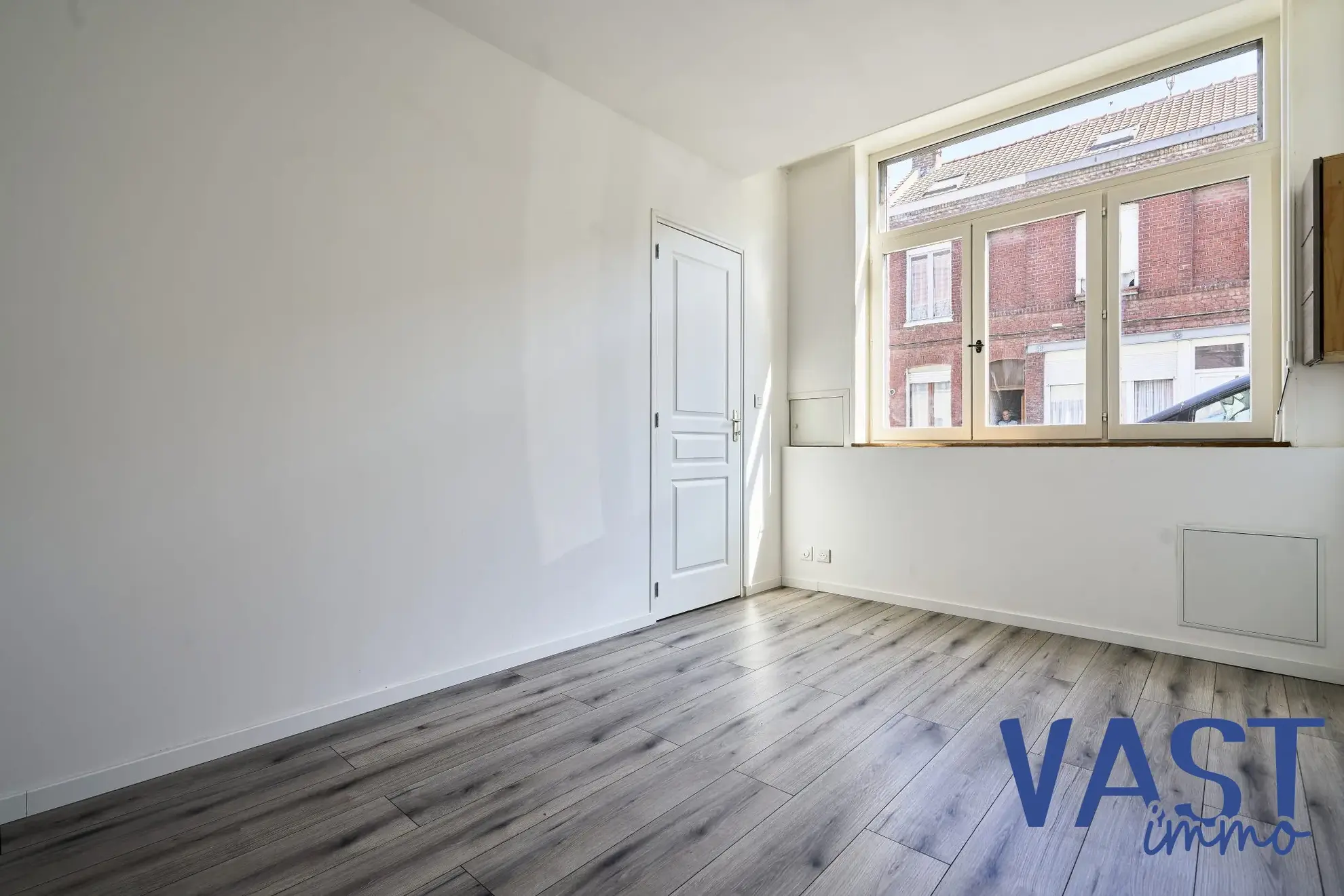 Maison 92m² rénovée avec terrasse à Roubaix - Opportunité à saisir 