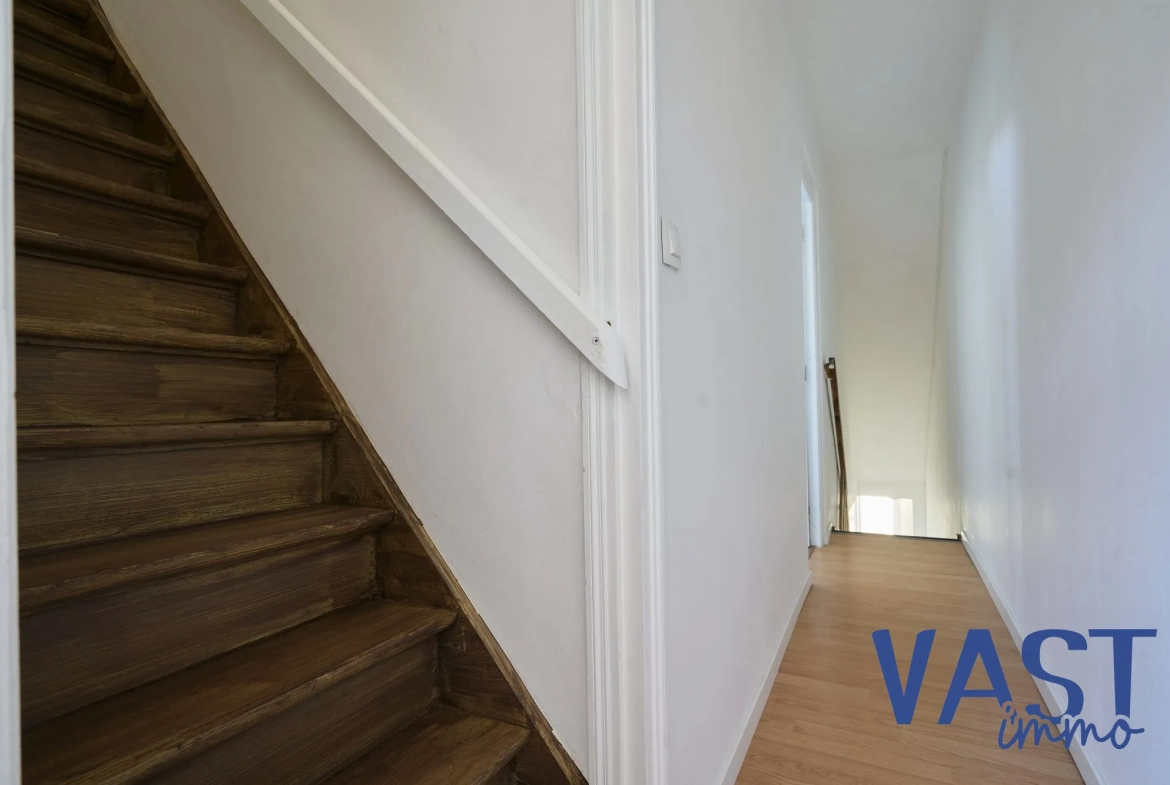 Maison 92m² rénovée avec terrasse à Roubaix - Opportunité à saisir 