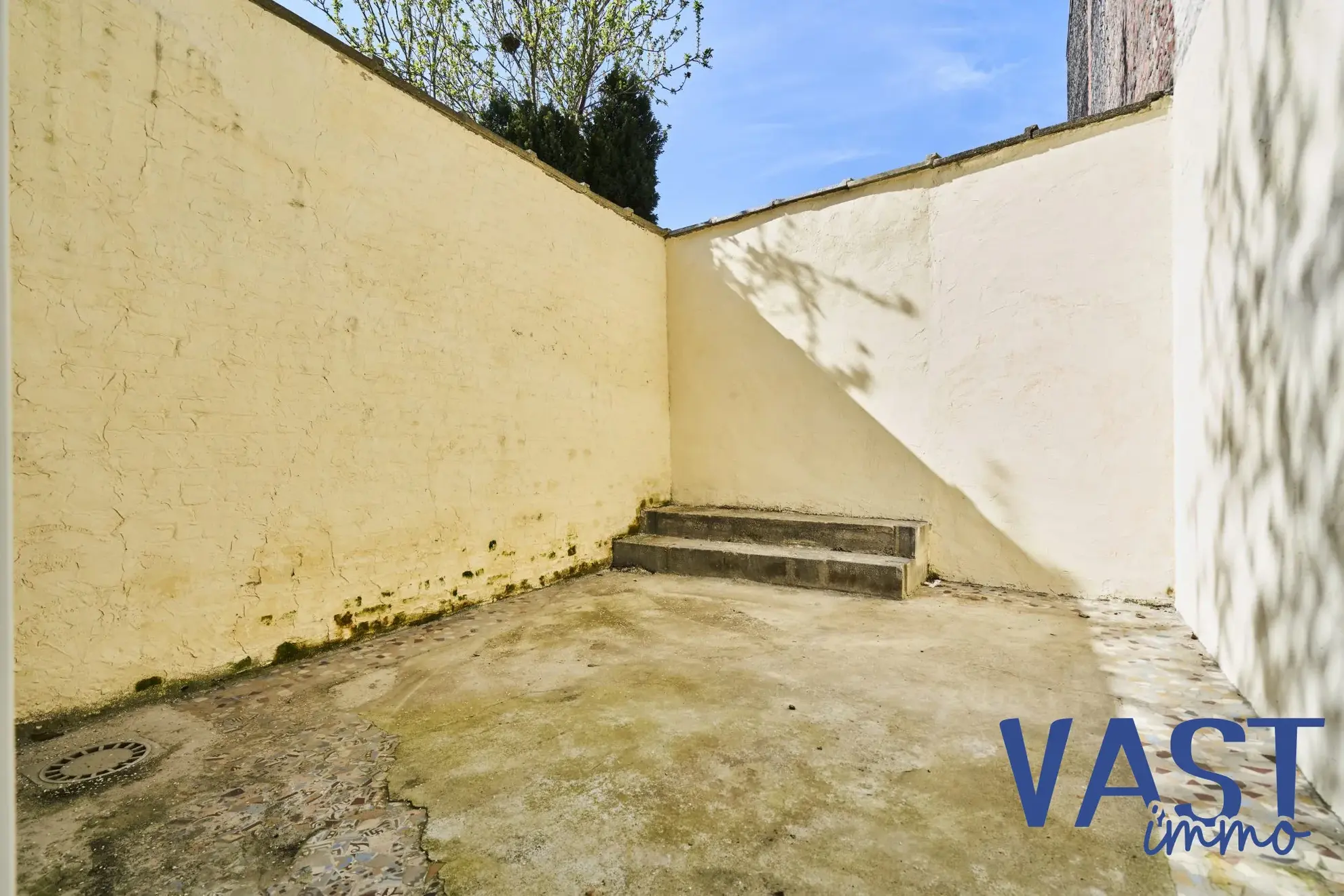 Maison 92m² rénovée avec terrasse à Roubaix - Opportunité à saisir 