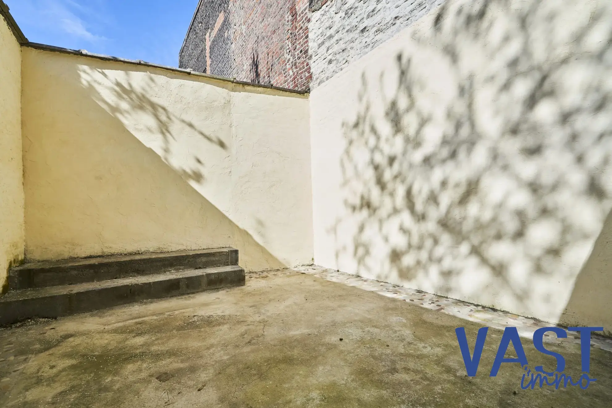 Maison 92m² rénovée avec terrasse à Roubaix - Opportunité à saisir 