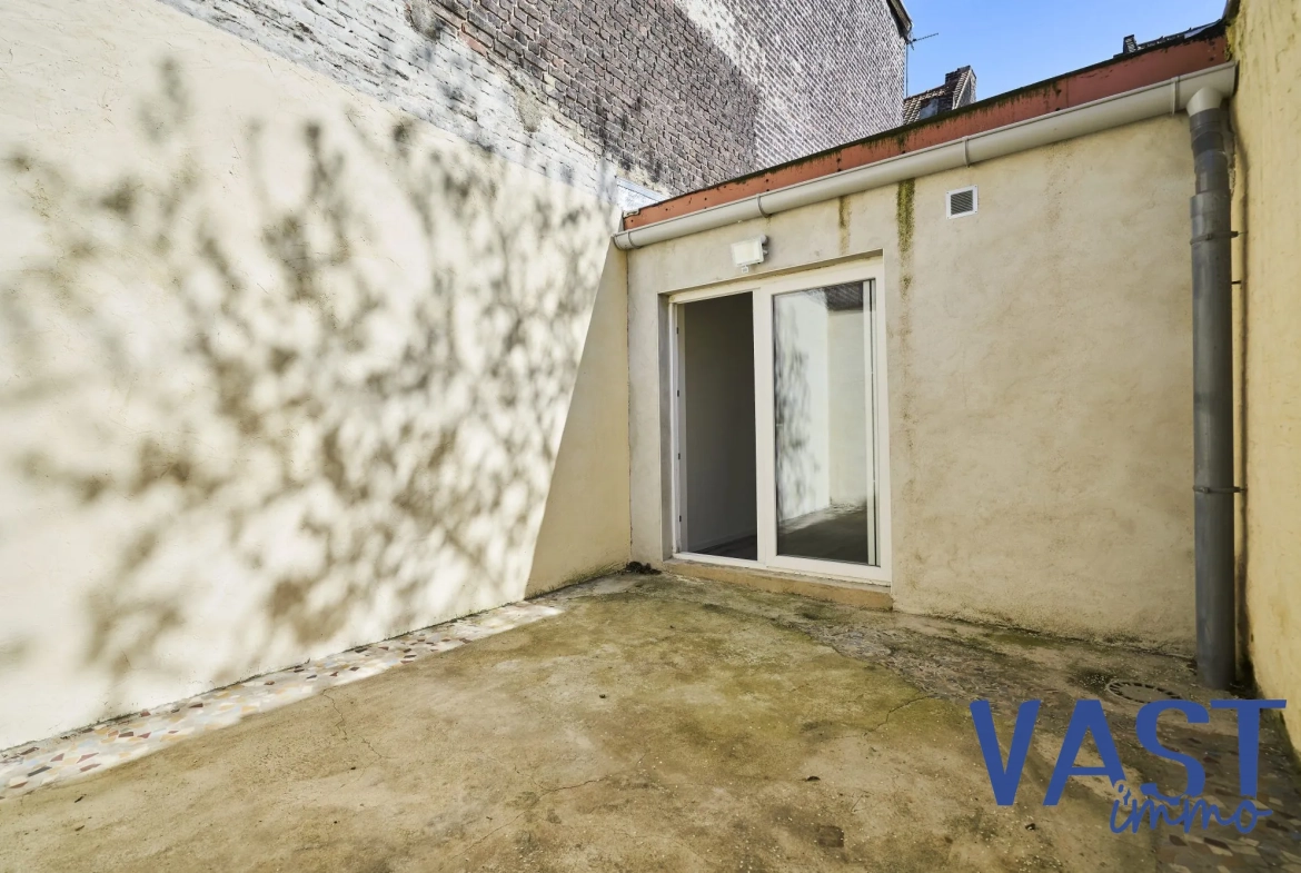 Maison 92m² rénovée avec terrasse à Roubaix - Opportunité à saisir 