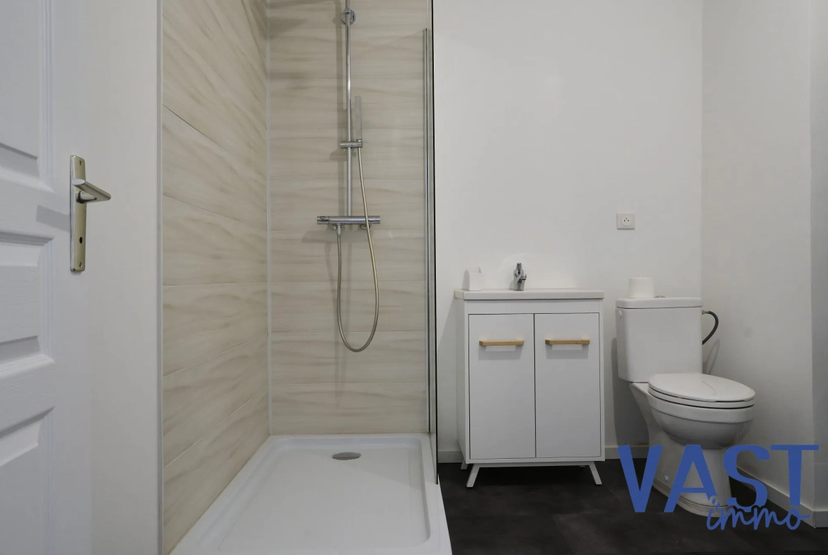 Maison 92m² rénovée avec terrasse à Roubaix - Opportunité à saisir 