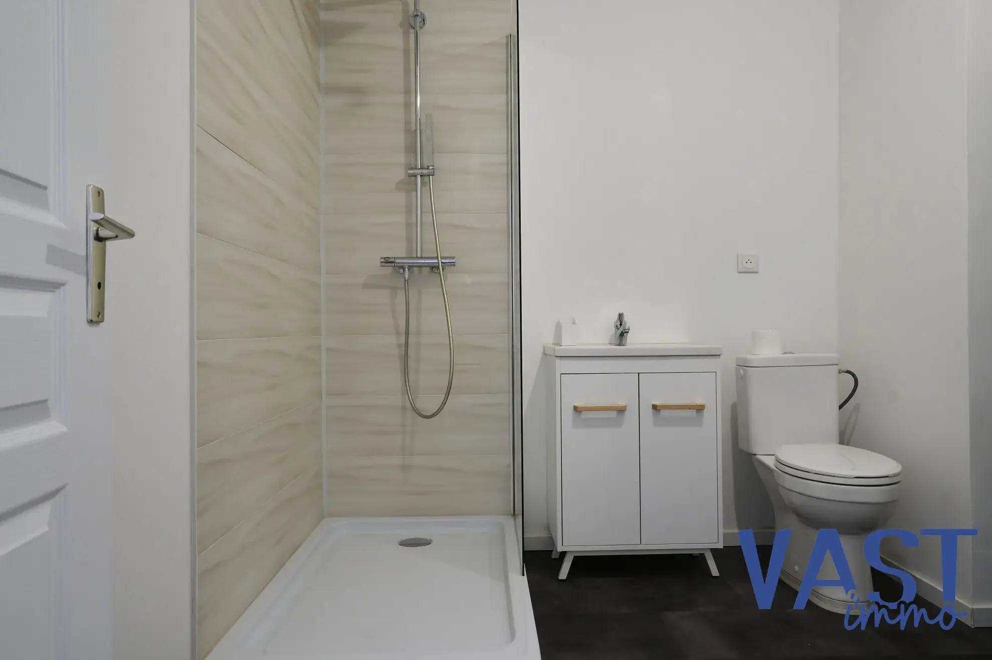 Maison 92m² rénovée avec terrasse à Roubaix - Opportunité à saisir 