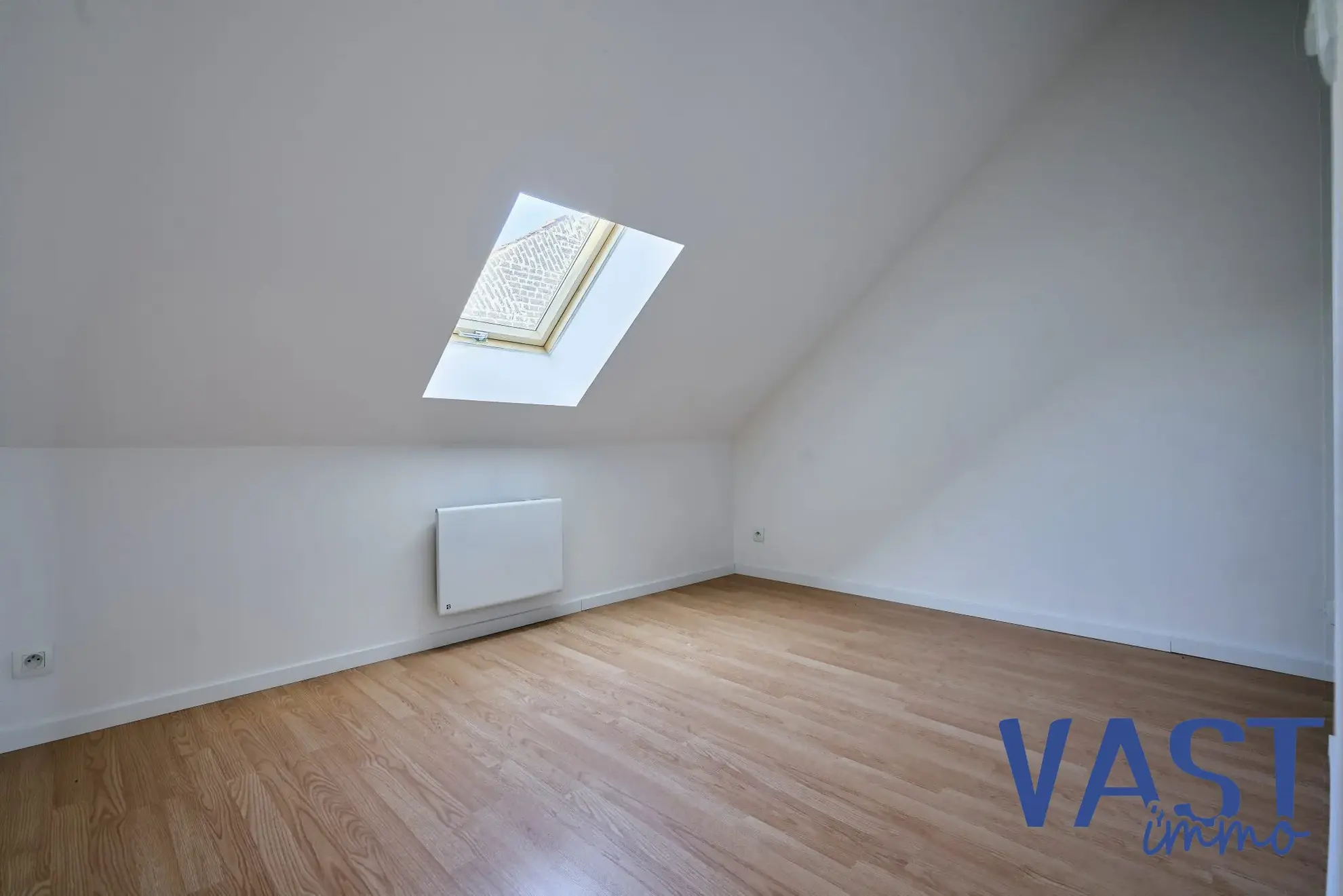 Maison 92m² rénovée avec terrasse à Roubaix - Opportunité à saisir 
