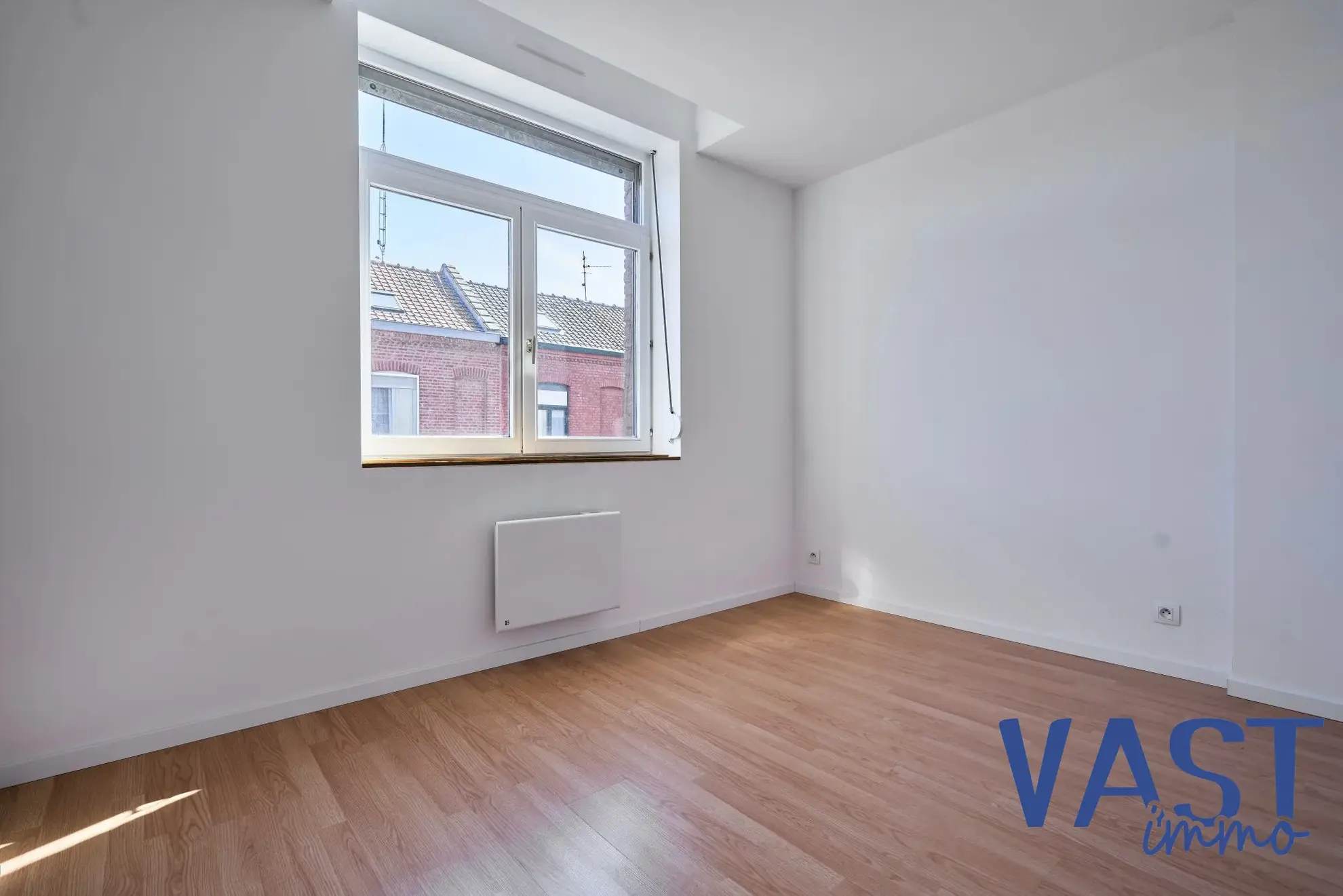 Maison 92m² rénovée avec terrasse à Roubaix - Opportunité à saisir 