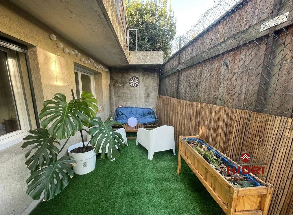 À vendre appartement T2 avec terrasse à Grenoble - 43 m², proche commodités 