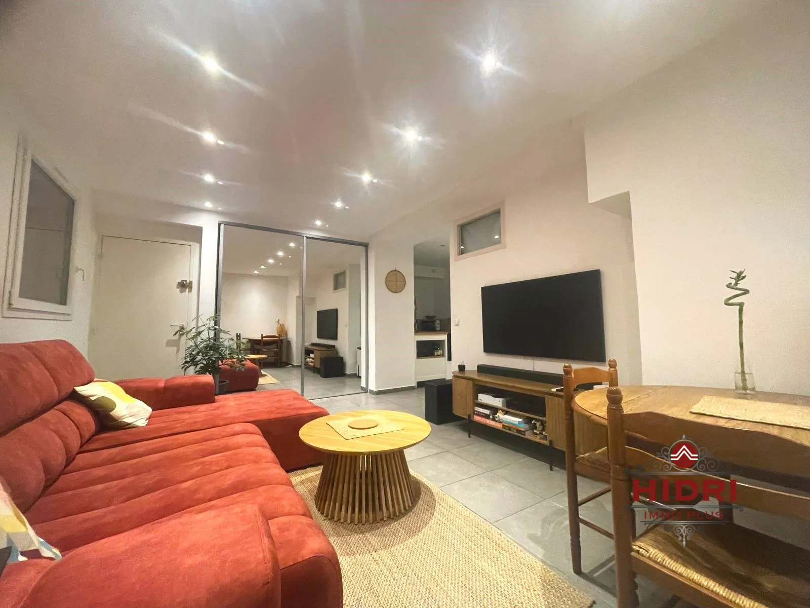 À vendre appartement T2 avec terrasse à Grenoble - 43 m², proche commodités 