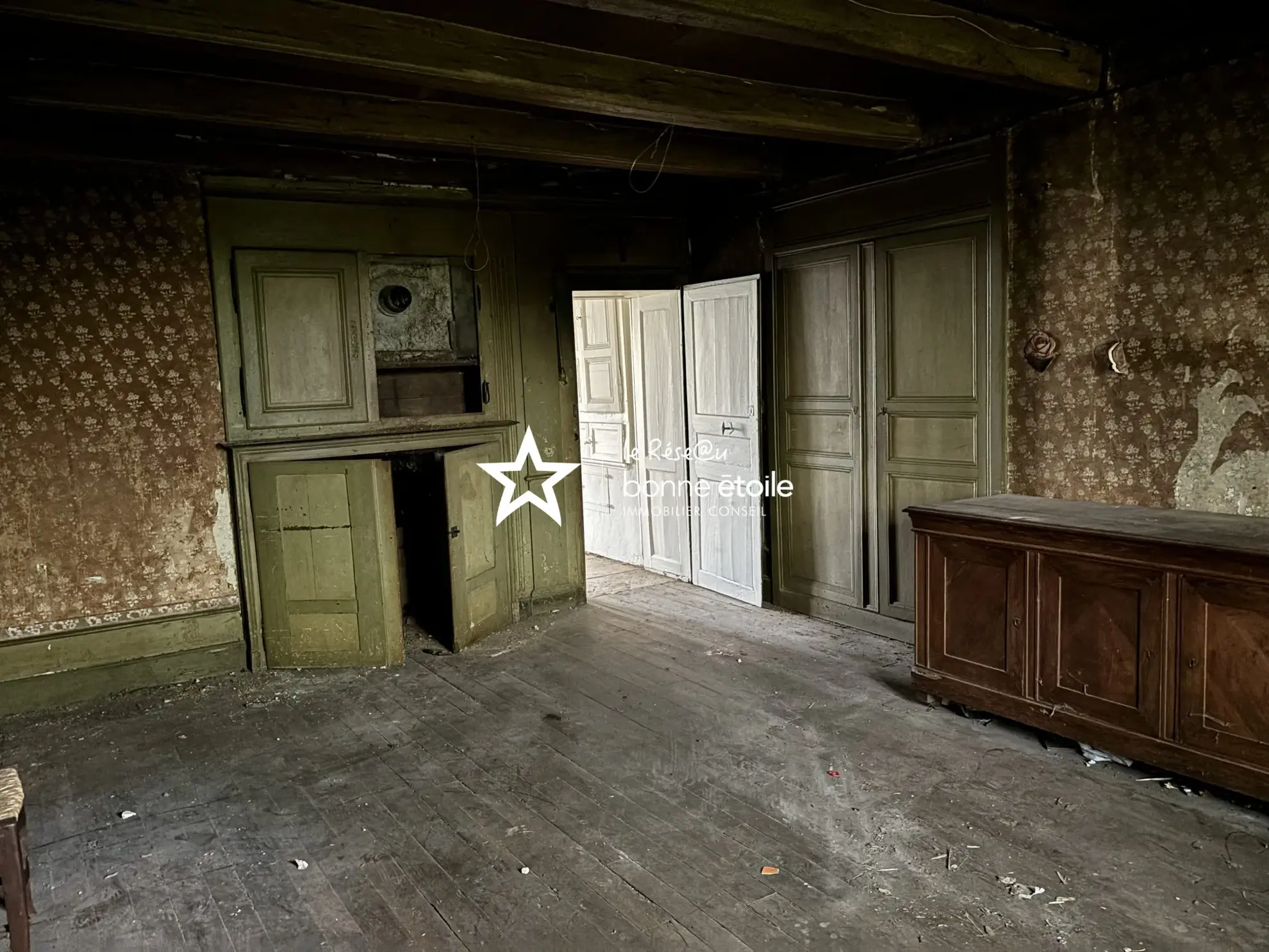 Ferme à rénover de 220 m² avec terrain à Ozières (52700) - Opportunité rare 