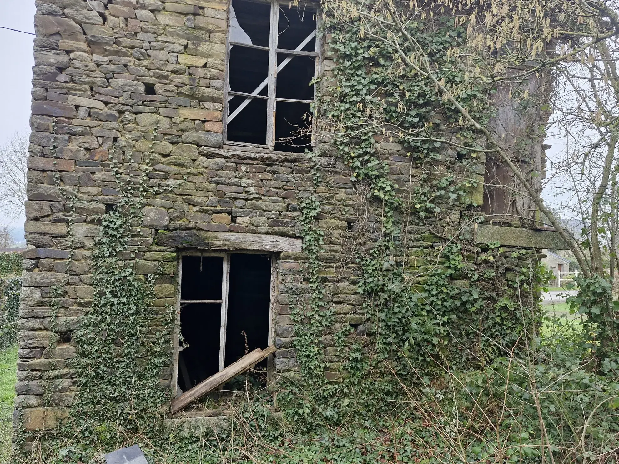 Petite maison à rénover à Caligny (61100) - Charme traditionnel en campagne 