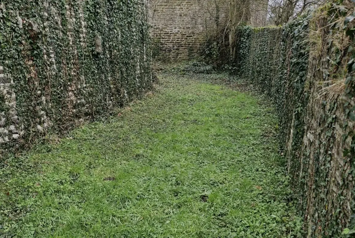 Petite maison à rénover à Caligny (61100) - Charme traditionnel en campagne 